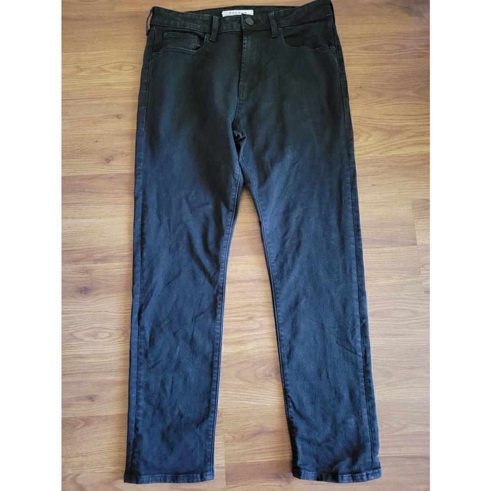 PacSun Mens Slim Taper Jeans. Black. Good condition. Zipper in working condition